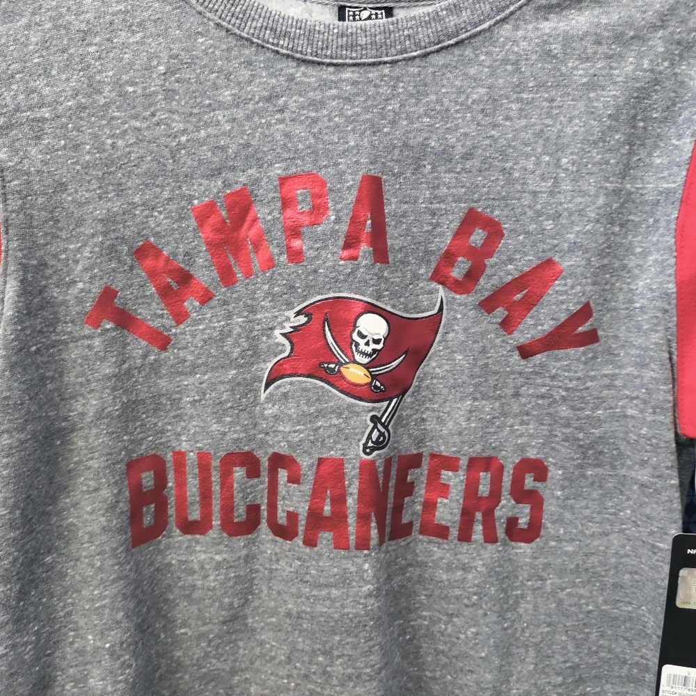 NFL Team Apparel - Women's Tampa Bay screen print sweatshirt. NWT. Size - S - Picture 2 of 5